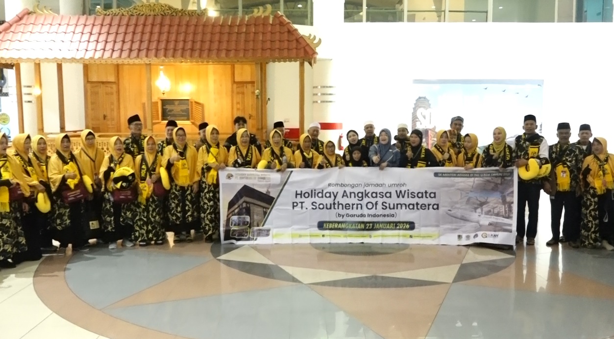 Holiday Angkasa Wisata Lepas 49 Jemaah Umroh dengan Maskapai Garuda Indonesia
