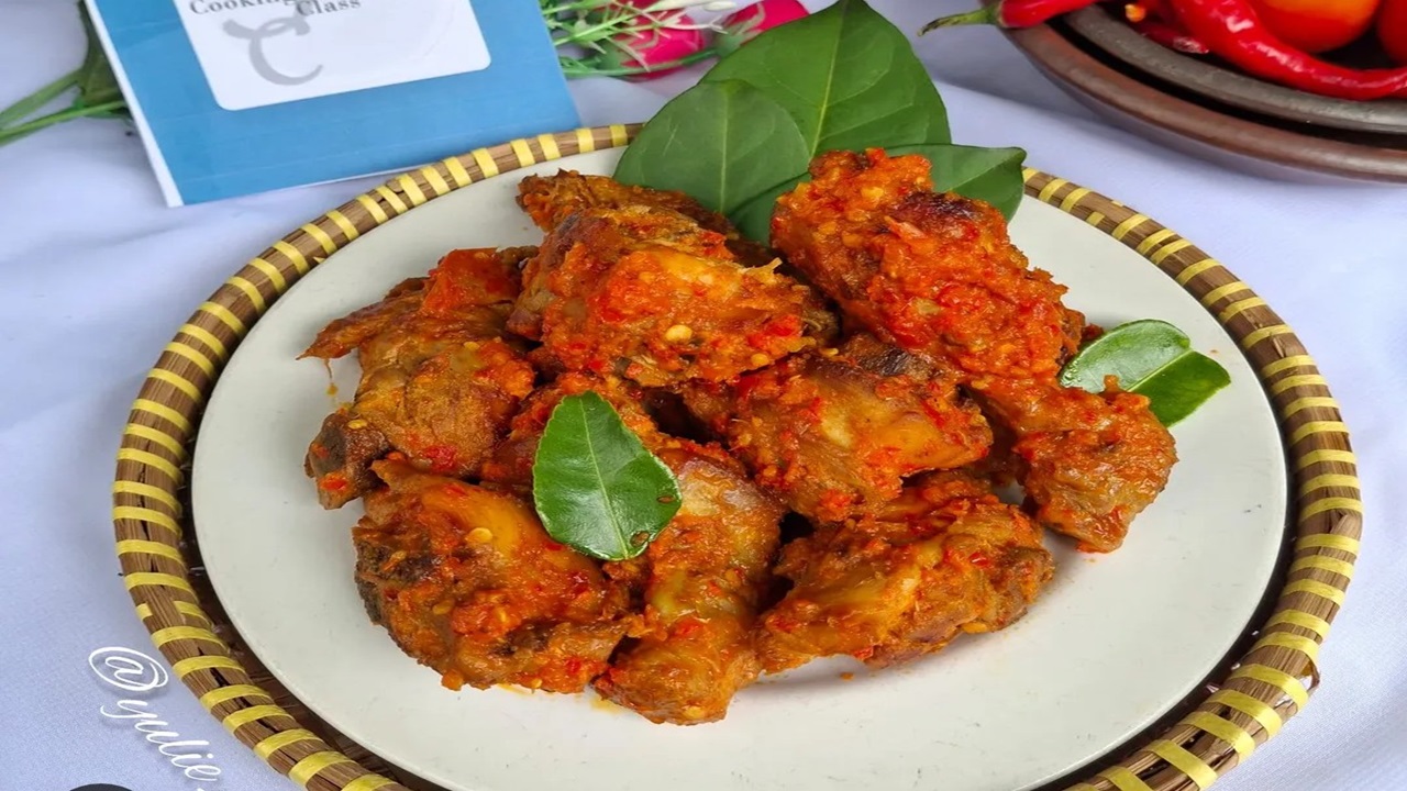 Ayam Goreng Sasando, Cita Rasa Khas Nusa Tenggara Timur yang Menggoda