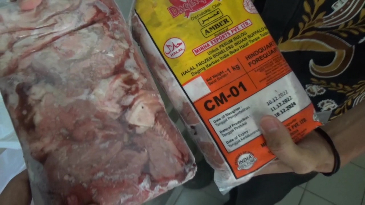 Video: Bulog OKU Siapkan 9,6 Ton Daging Kerbau Beku Selama Ramadan