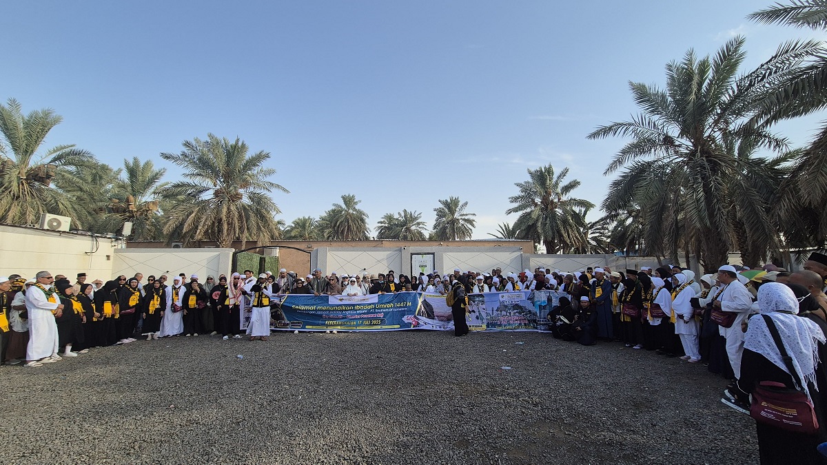 433 Jemaah Holiday Angkasa Wisata Laksanakan Ziarah Luar di Kota Madinah, Penuh Khidmat dan Kekompakan