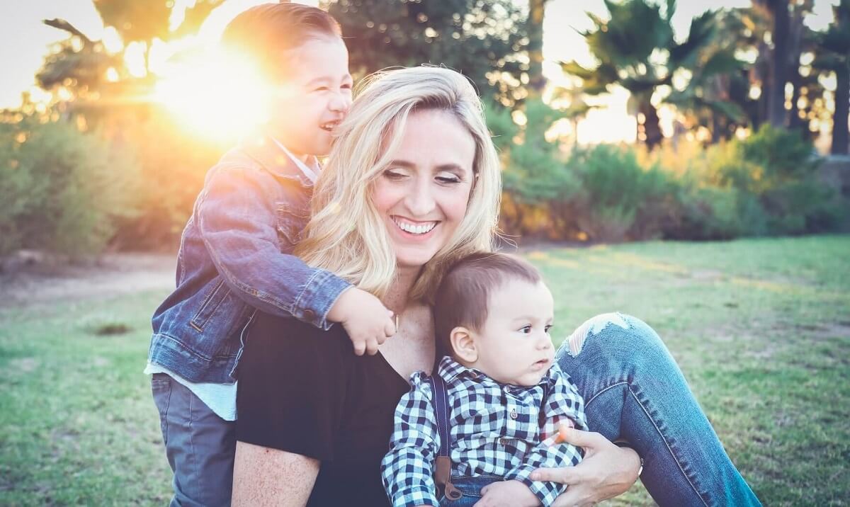 12 Rekomendasi Hadiah Simpel untuk Ibunda Tercinta di Hari Ibu yang Istimewa