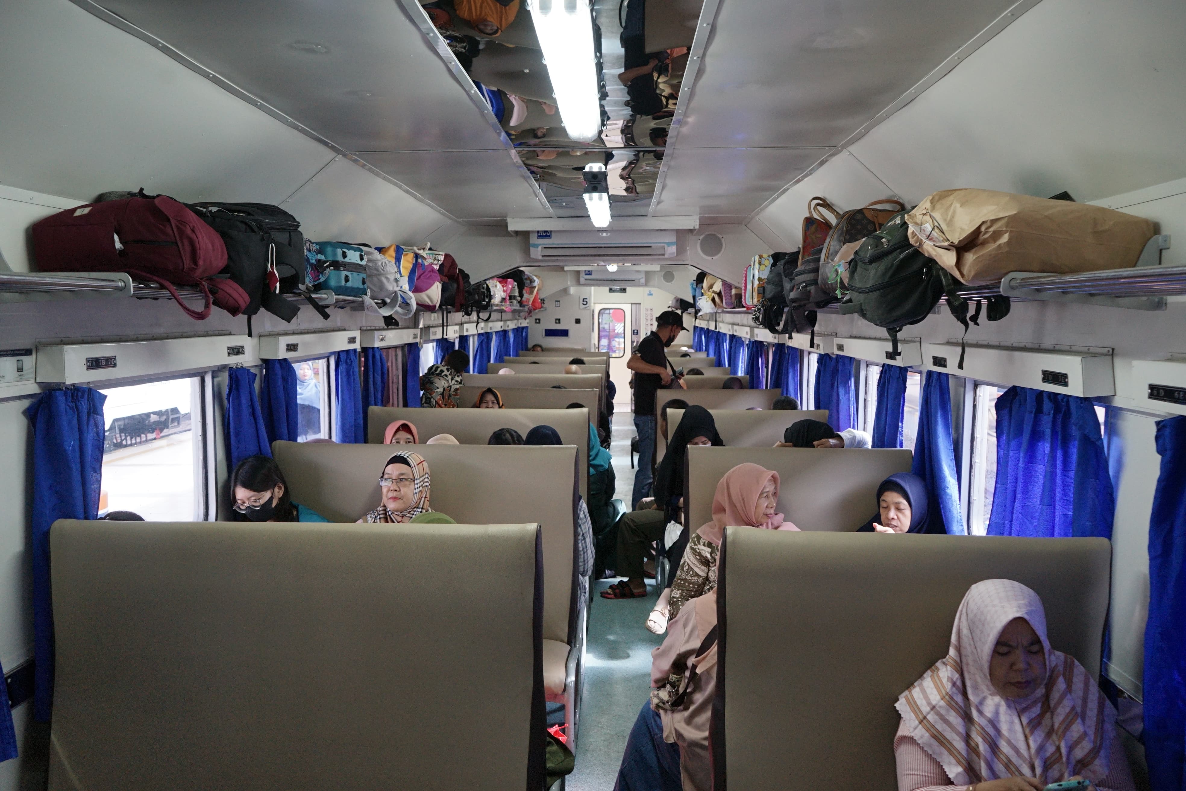 Penumpang Kereta Api Meningkat 5 Persen Sepanjang 2025,KAI Divre III Palembang Berkomitmen Tingkatkan Pelayan