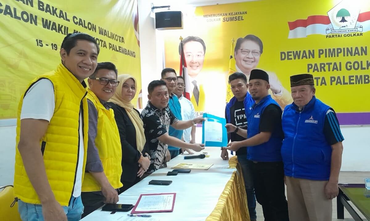 Yudha Pratomo Mahyuddin Ambil Formulir Pendaftaran Bakal Calon Walikota Palembang ke Partai Golkar