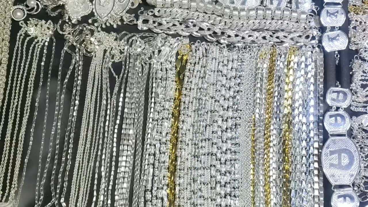 Harga Perak Palembang Naik Seiring Lonjakan Emas