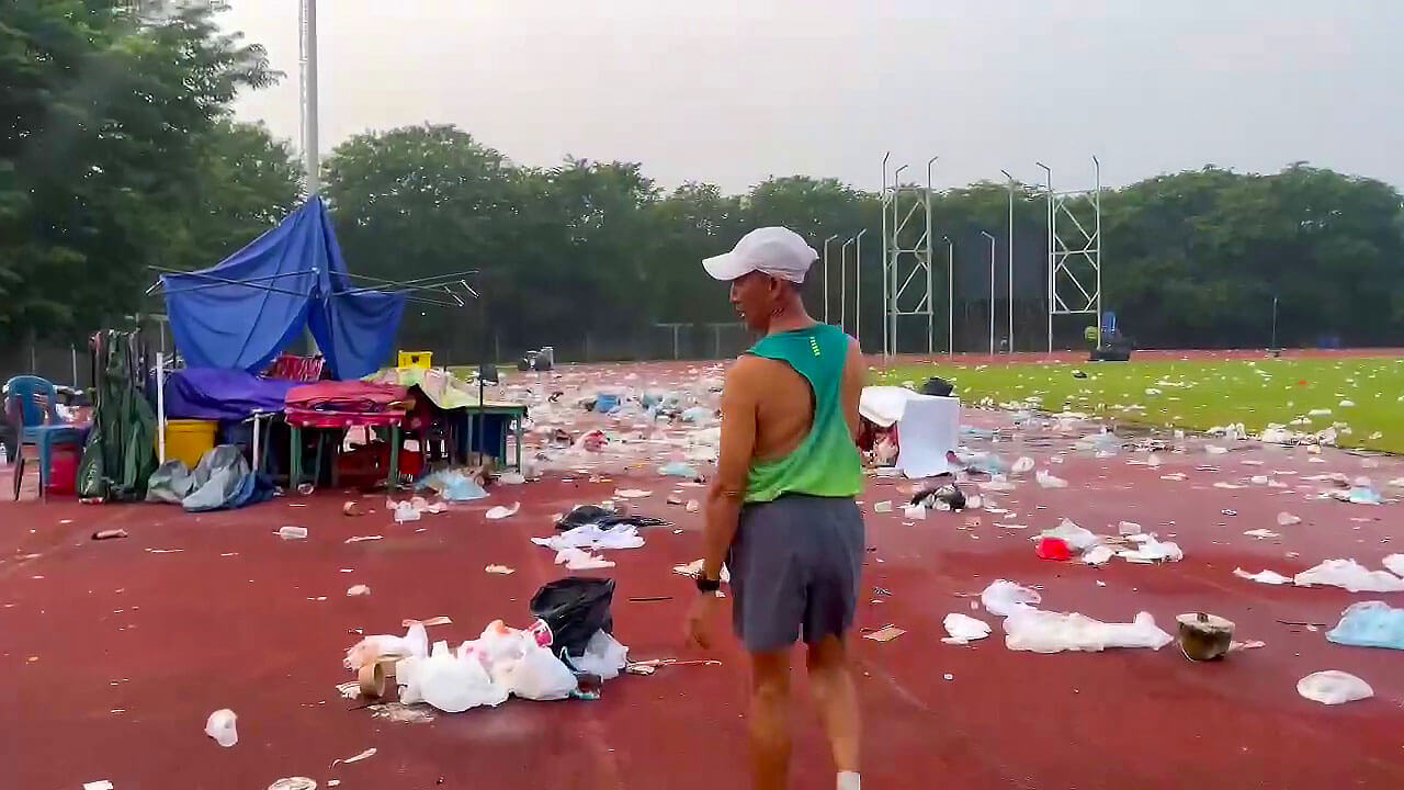 Viral! Sampah Berserakan di Venue Atletik Jakabaring Sport City Usai Konser NDX