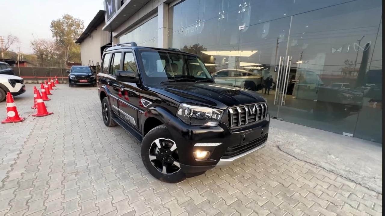 Mahindra Scorpio Dukung Program Desa Mandiri: Tangguh di Medan Berat, Andal untuk Pelayanan Publik