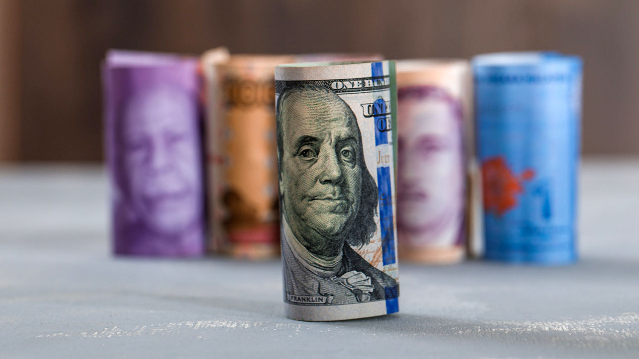 Kurs Dolar AS Hari Ini 24 April 2026: Rupiah Masih Tertekan, BI Catat Kenaikan Tipis