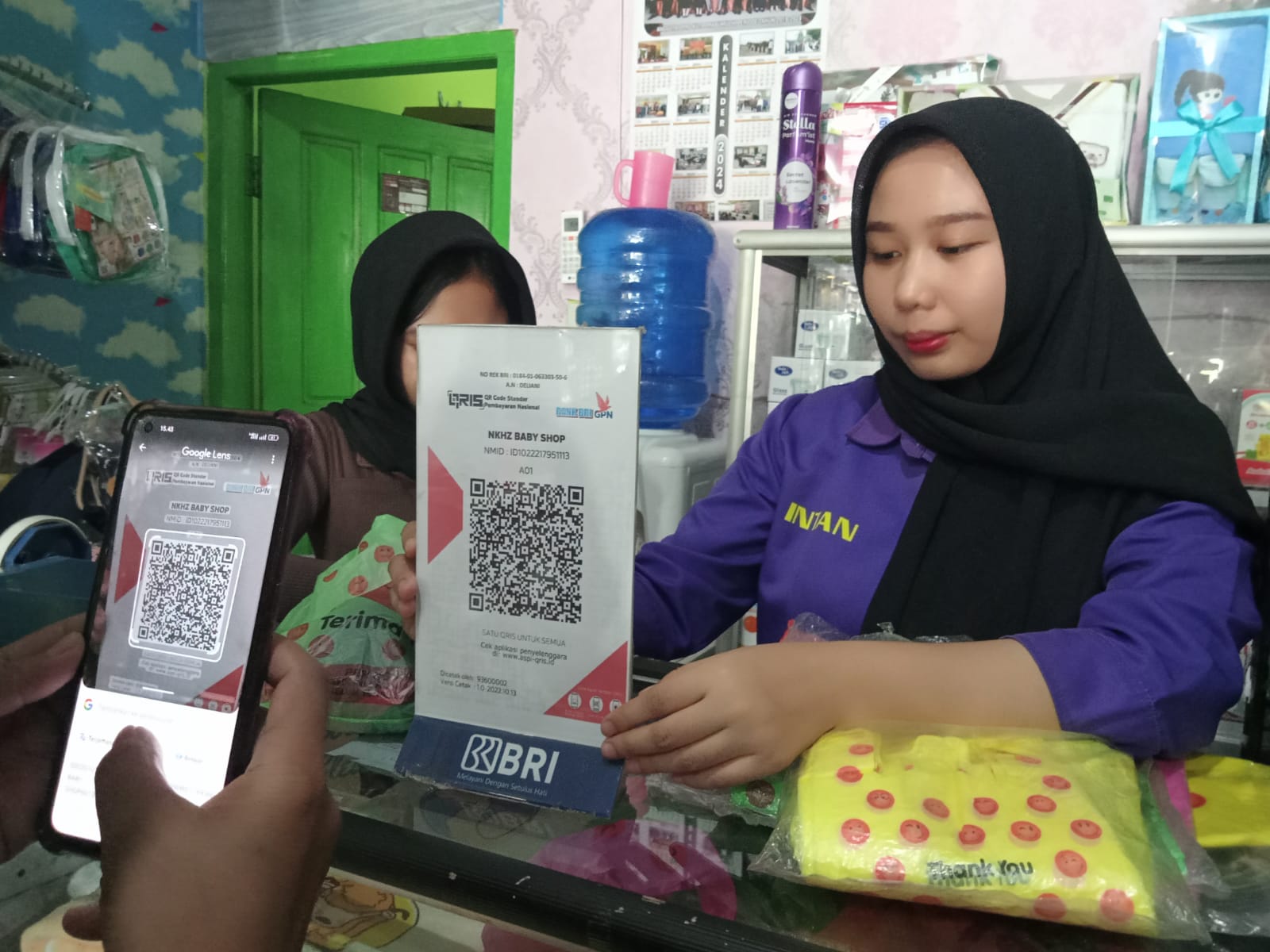 Belanja Praktis di NKHZ Baby Shop Tumbuh dengan QRIS BRI