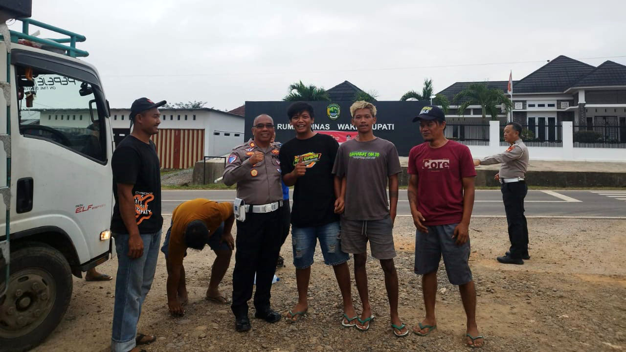 Penyelesaian Kasus Oknum Anggota Satlantas PALI Pukul Sopir dan Pecahkan Kaca Truk