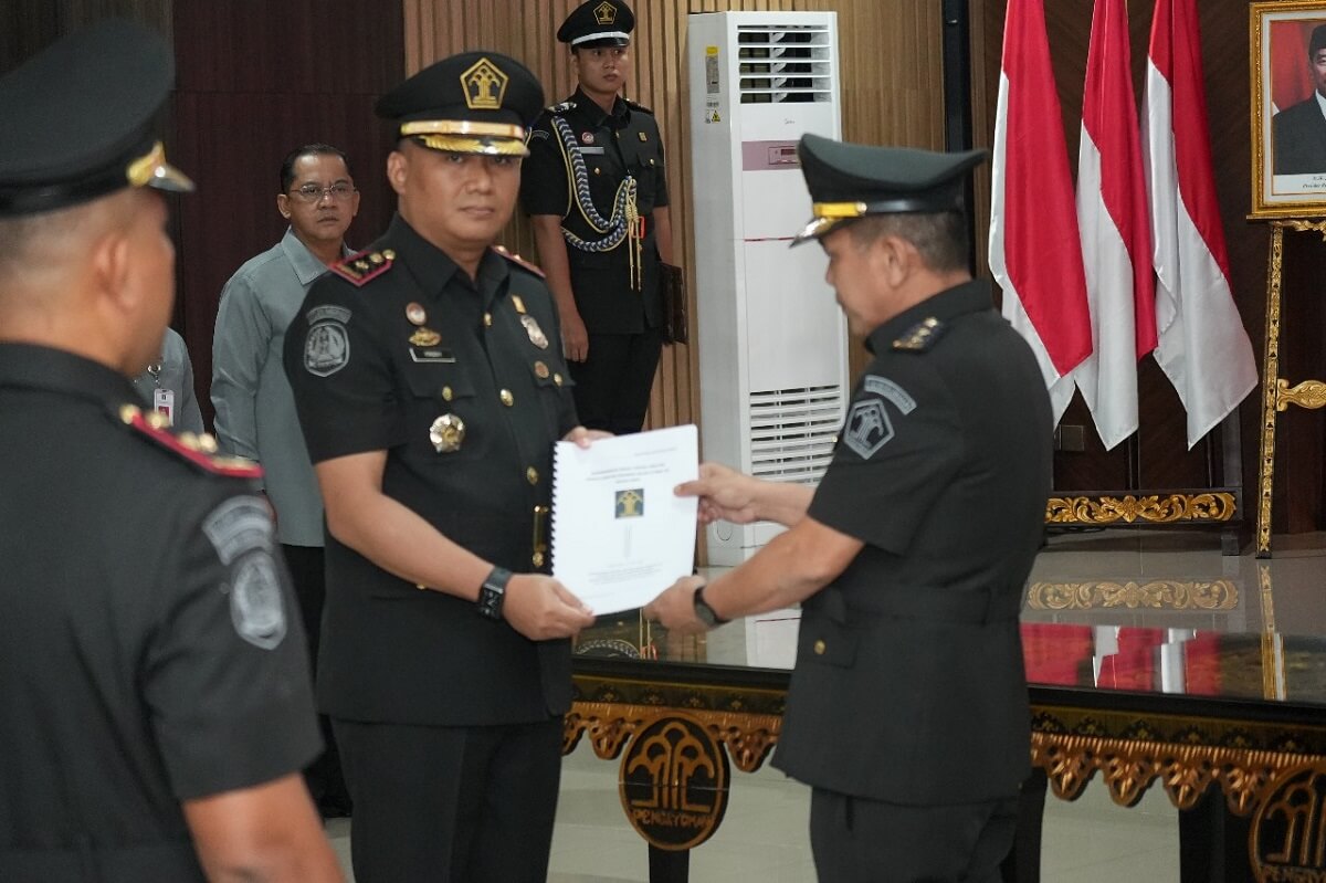 Pelayanan di 2 Kantor Imigrasi Kemenkumham Sumsel Mulai Berjalan Pasca Gangguan Sistem Pusat Data Nasional