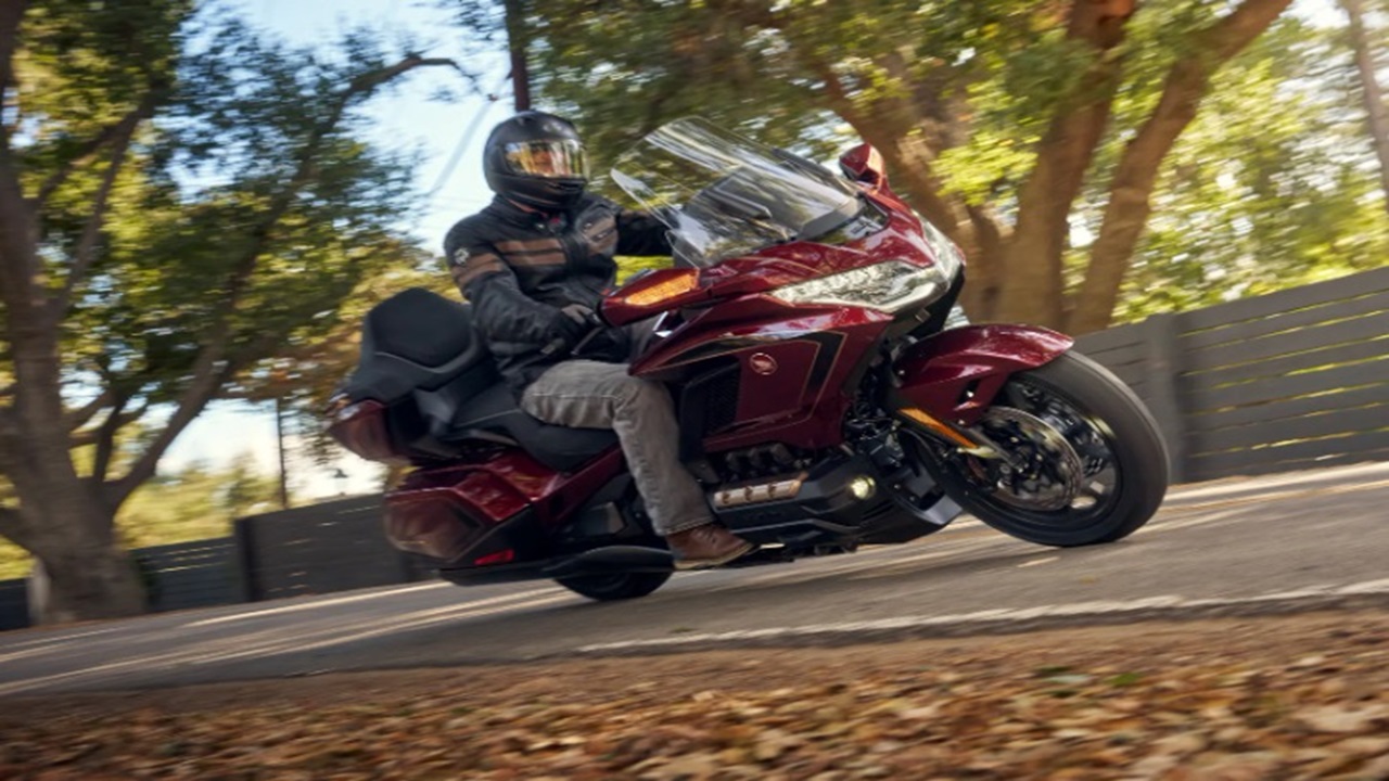 Sudah Setengah Abad, Motor Honda Gold Wing Tetap Digandrungi Buat Touring Jauh