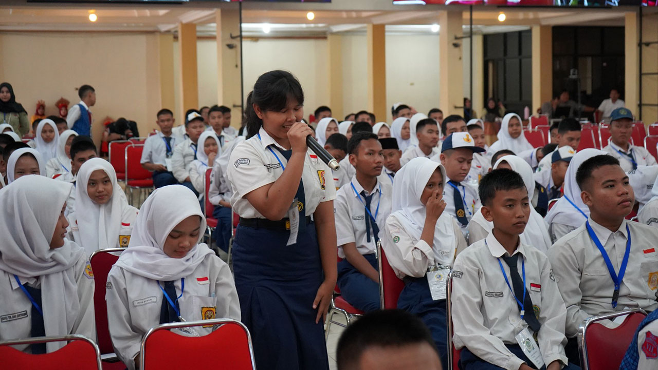 240 Murid Baru Ikuti MPLS di SMA Srijaya Negara Palembang (Labschool Unsri)