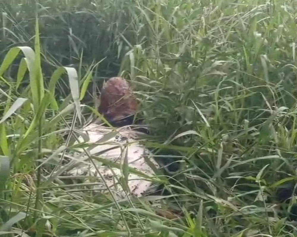 Penemuan Mayat Dalam Karung Gegerkan Warga Sanga Desa, Diduga Rocki Marciana yang Hilang Sejak Sabtu