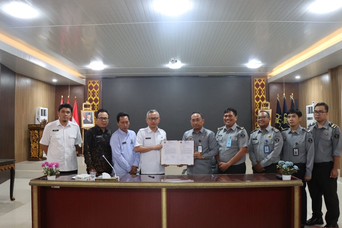 Kanwil Kemenkum Sumsel Gelar Rapat Harmonisasi Raperbup Empat Lawang