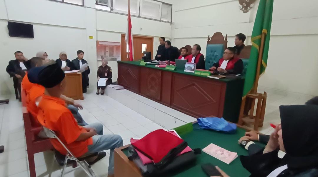 Enam Terdakwa Kasus Judi Dadu Kucang Dituntut 1 Tahun Penjara