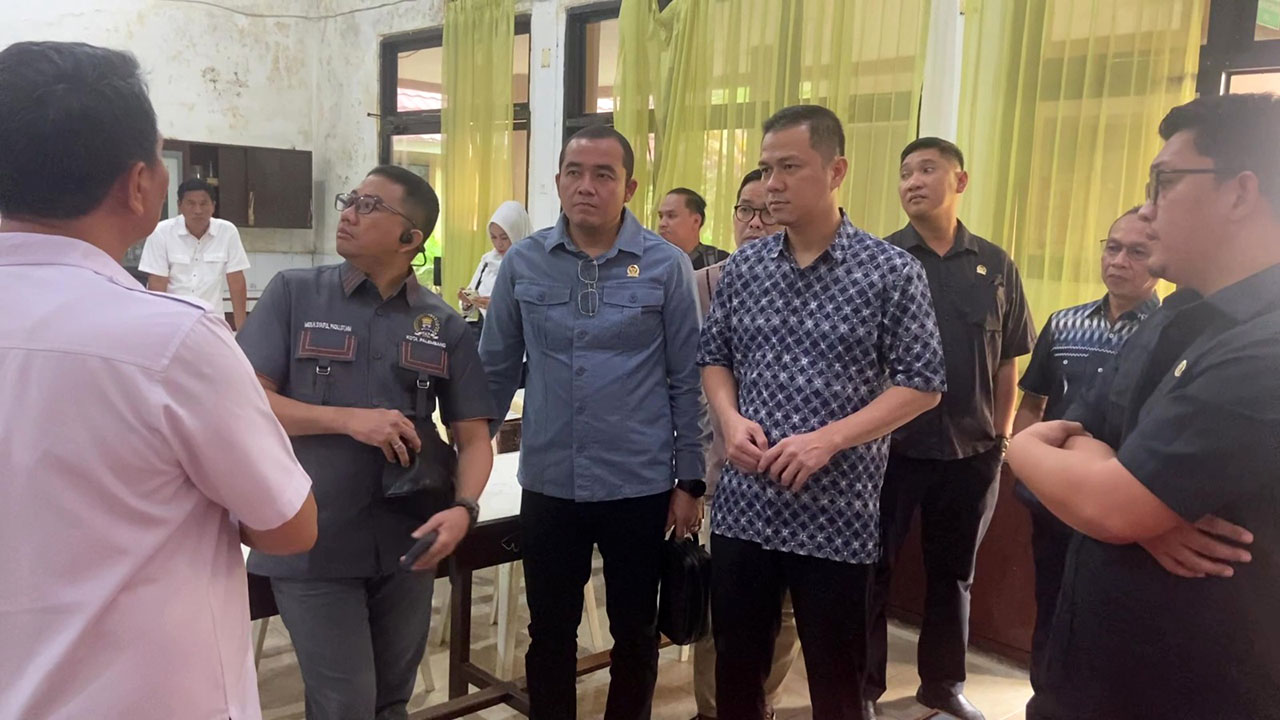 Komisi lV DPRD Kota Palembang Sidak ke SMP Negeri 1 Palembang