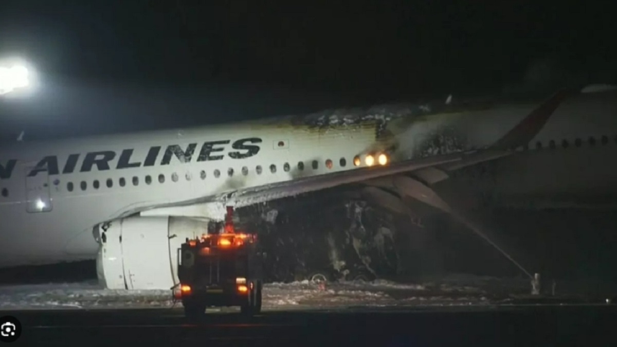 Tragedi di Langit Tokyo! Pesawat Japan Airlines Terbakar, 5 Kru Pesawat Penjaga Pantai Jepang Meninggal Dunia
