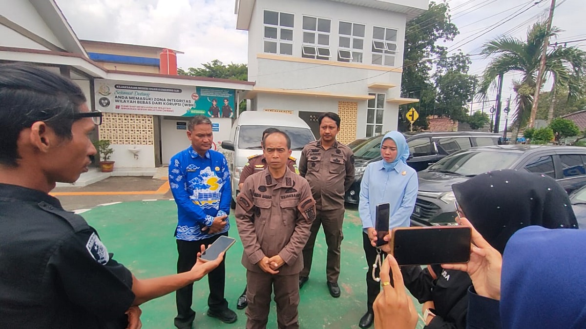 Bupati OKI dan Kejari Akan Pelajari Terkait Sanksi Dua Mobil Dinas Pemda Hilang