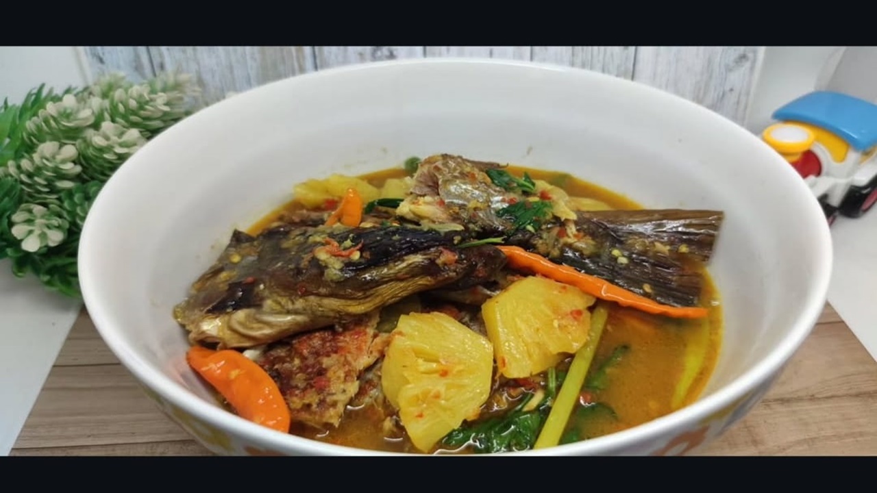 Sajian Ikan Asap Khas Pali Gulai Sagarurung Dengan Rasa Pedas dan Gurih