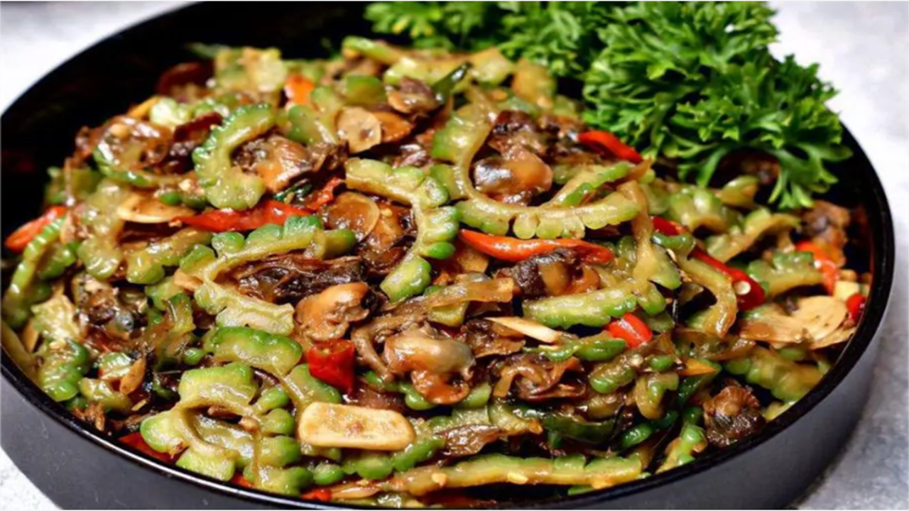 Nikmatnya Sambal Pare Kerang Kupas, Lauk Tradisional Palembang