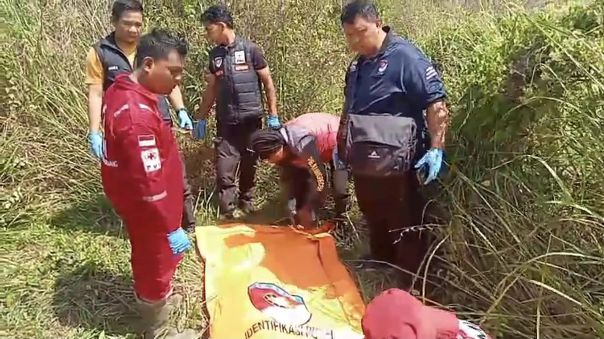Lansia Ditemukan Tewas di Pekarangan Belakang Rumah, Diduga Korban Pembunuhan