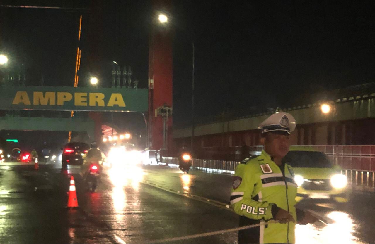 Remaja Tabrakan di Jembatan Ampera, Satu Tak Sadarkan Diri