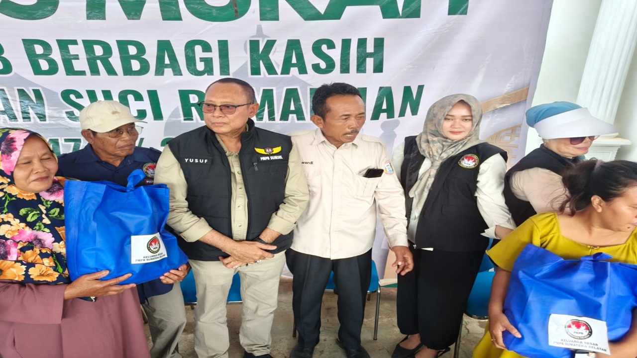 PMPB Sumsel Gelar Tebus Murah Sembako, Warga Cinta Manis Baru Air Kumbang Antusias