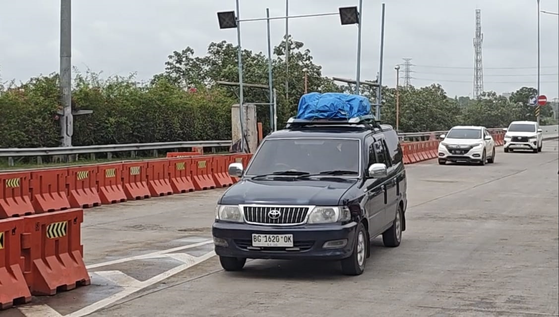 Libur Nataru, Volume Kendaraan di Tol Keramasan Meningkat