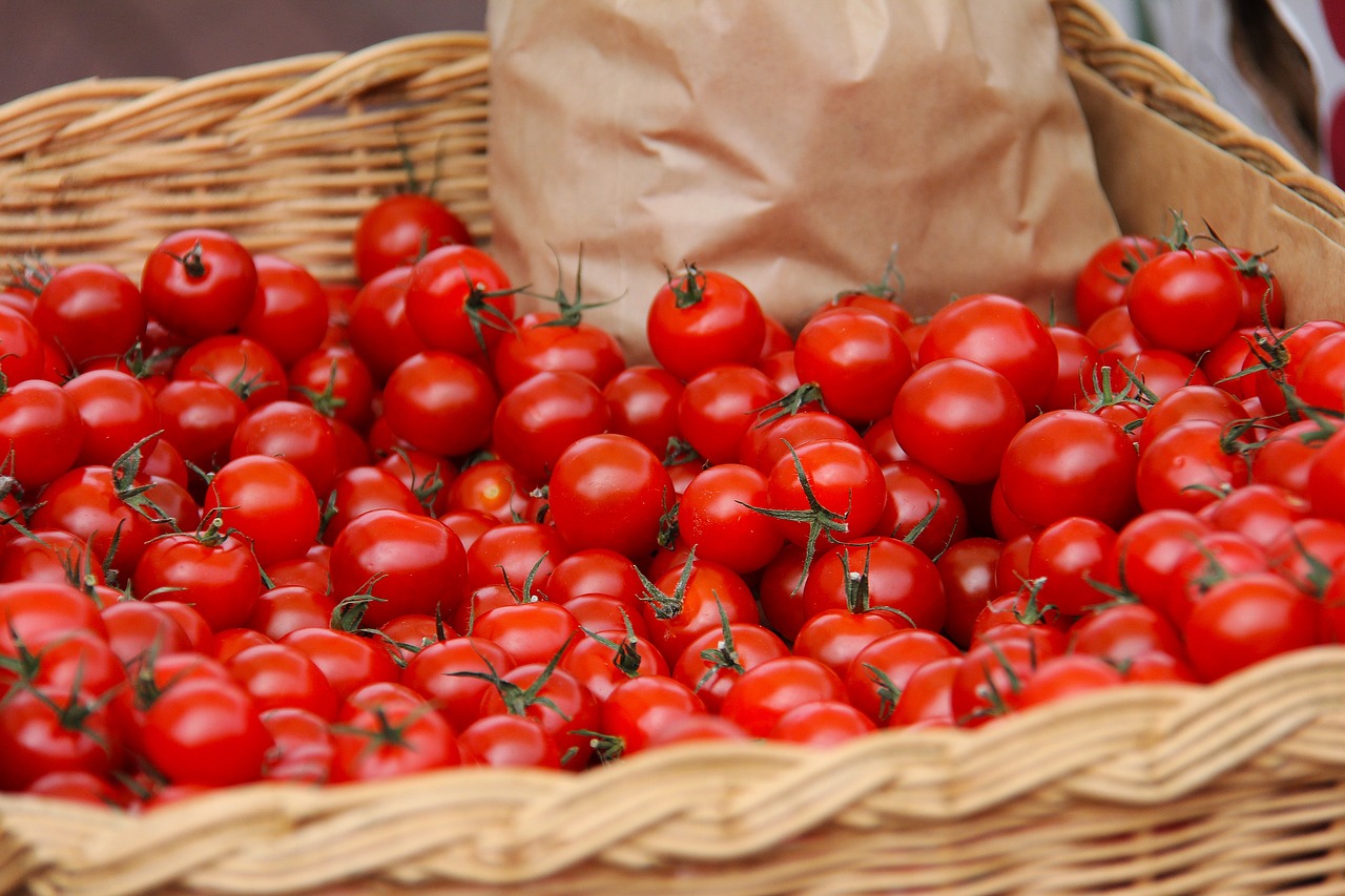Inilah 5 Manfaat Tomat Ceri untuk Kesehatan, Si Mungil yang Kaya Vitamin