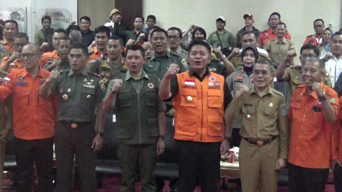 Video: Kepala BNPB Pimpin Rapat Koordinasi Penanganan Karhutla di Sumatera Selatan