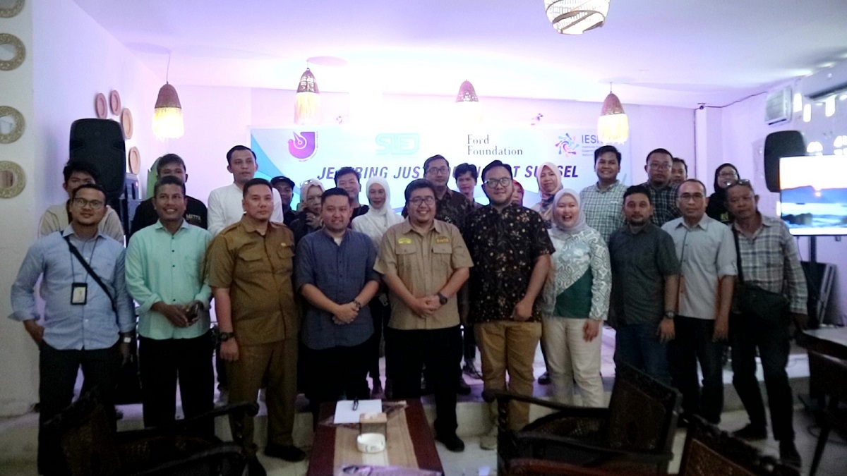 AJI Palembang dan IESR Gelar Forum Jejaring Just Jurnalist Tentang Transisi Energi 
