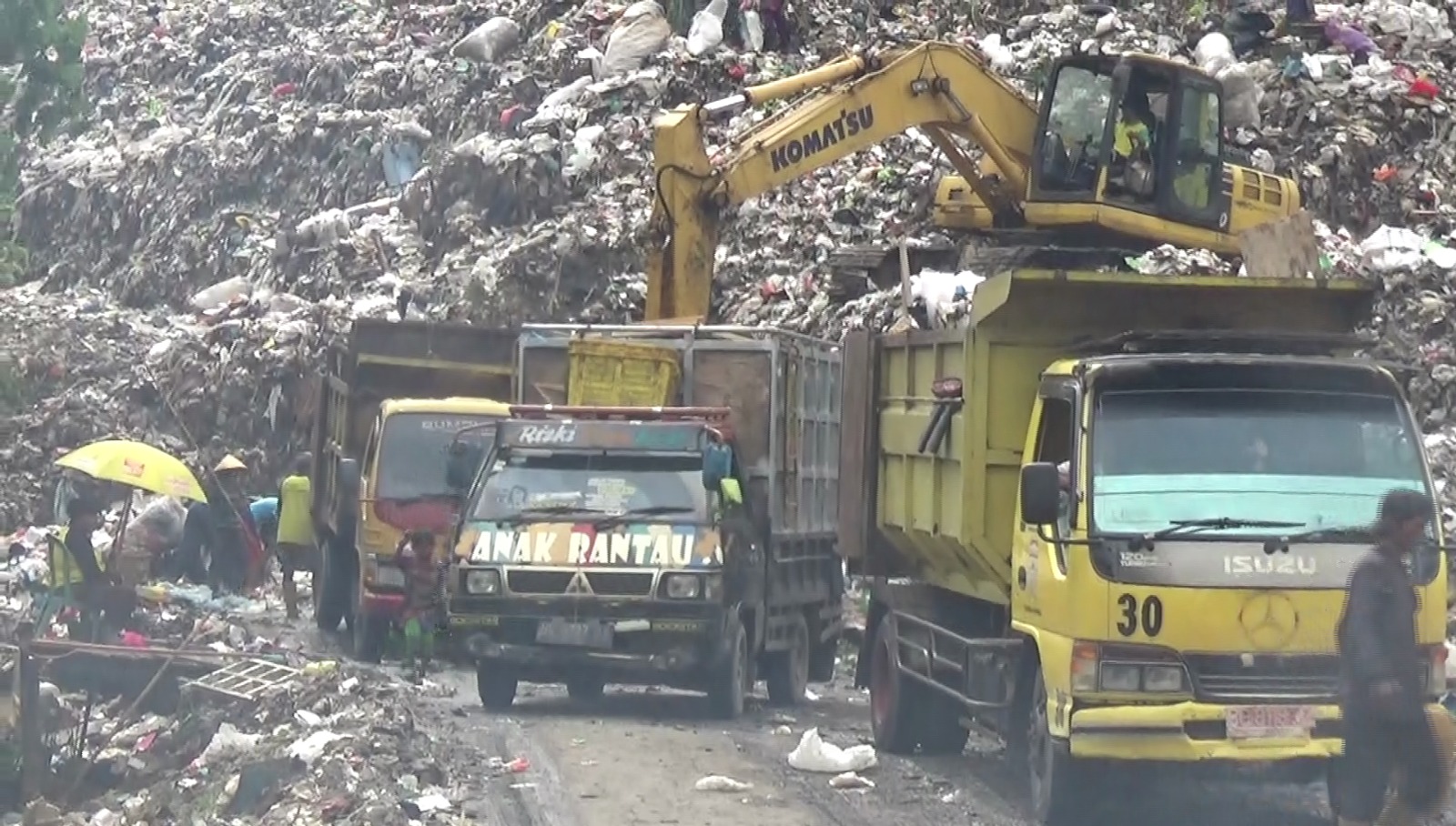 Sampah Terus Bertambah, Palembang Masih Kekurangan Armada Truk Pengangkut