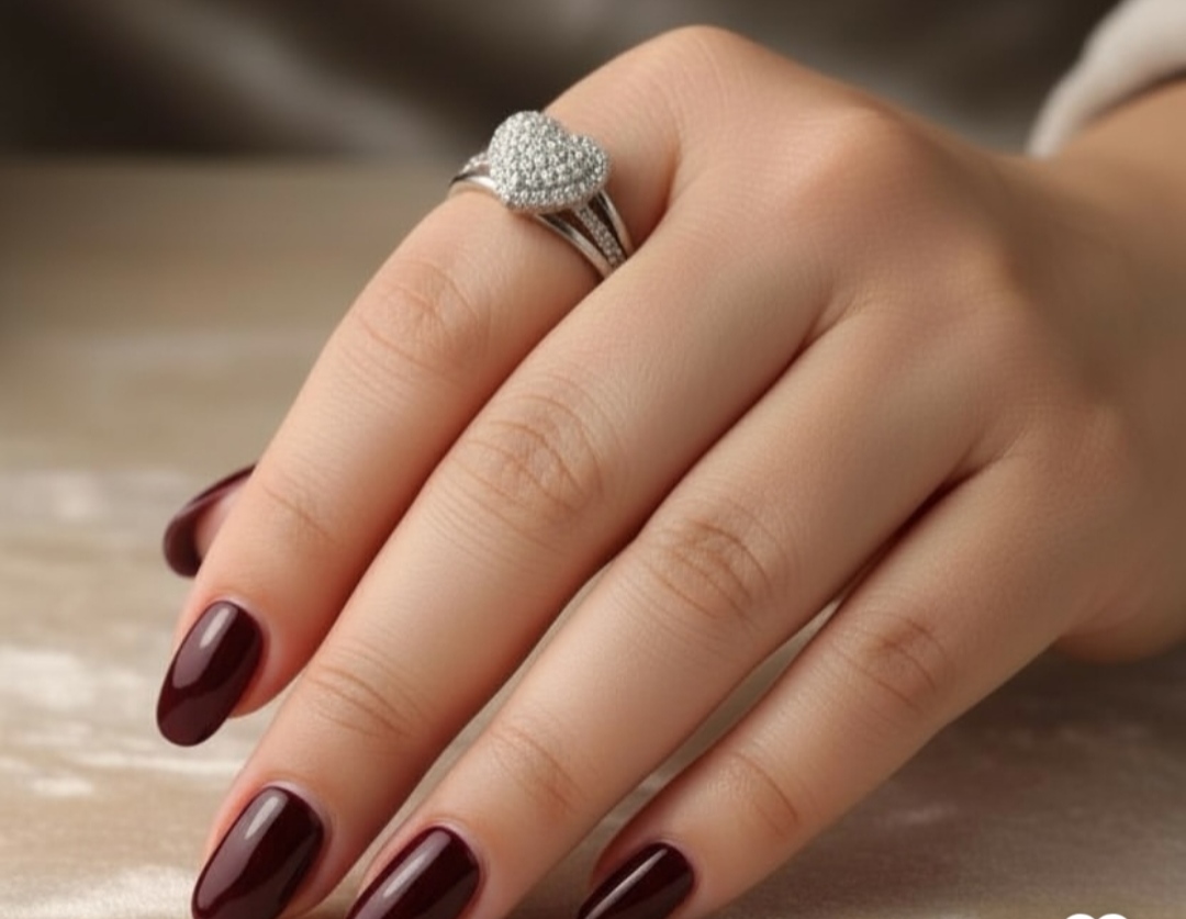 Tips Memilih Cincin Emas Putih Sesuai Budget dan Gaya, dari Polos hingga Berlian