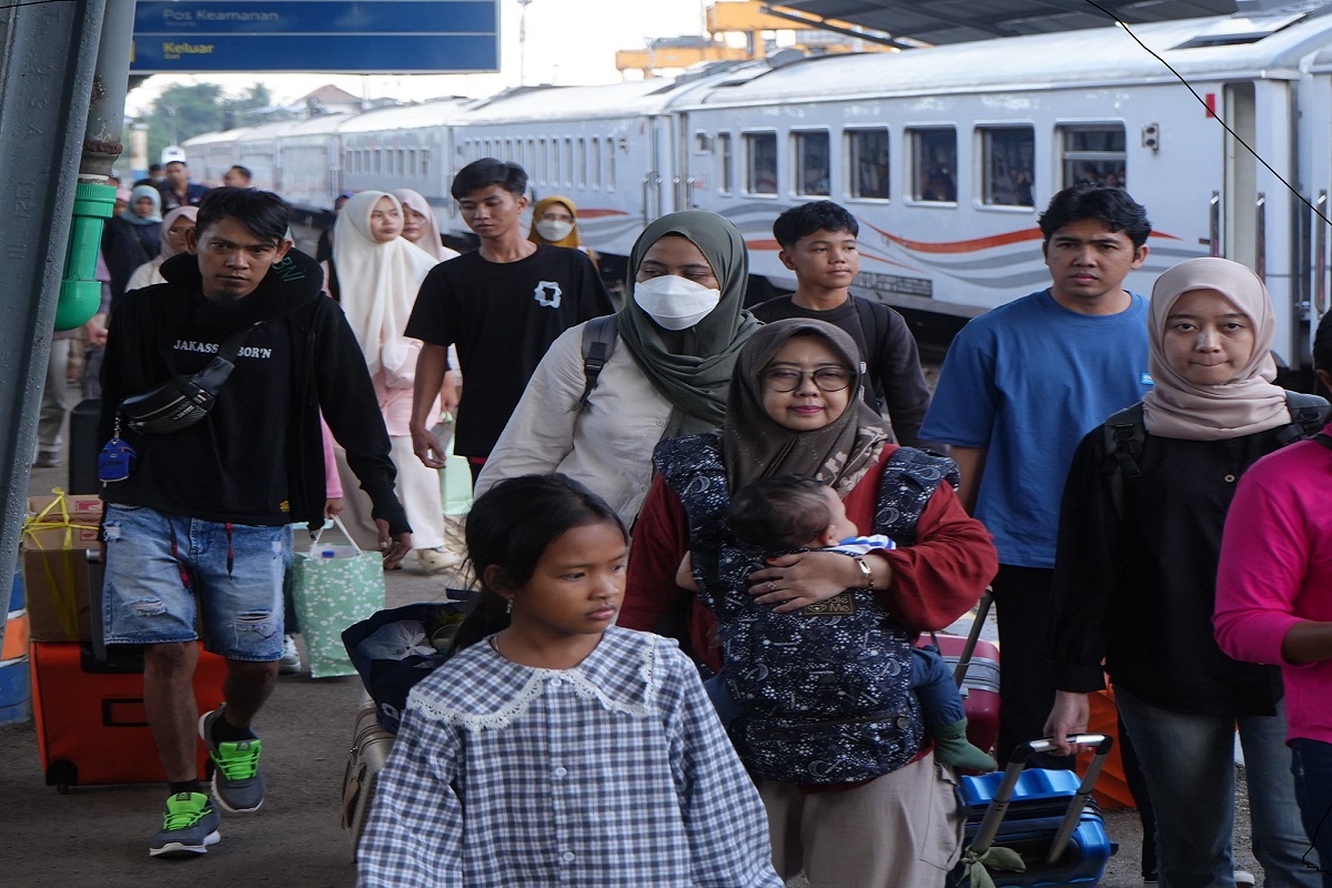 Libur Sekolah, 56.091 Pelanggan Kereta Diberangkatkan KAI Divre III Palembang