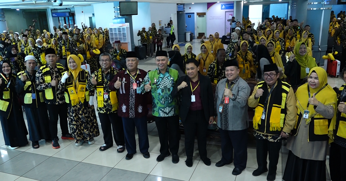 Akhir Tahun 2024, Holiday Angkasa Wisata Berangkatkan 433 Jemaah Umroh dengan Full Charter Satu Pesawat