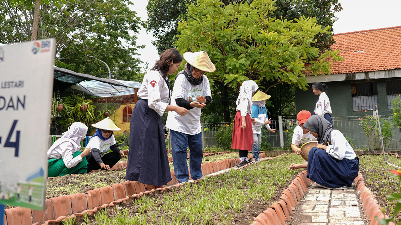 BRI Maknai Hari Kartini dengan Berdayakan Perempuan Indonesia Melalui Program BRInita