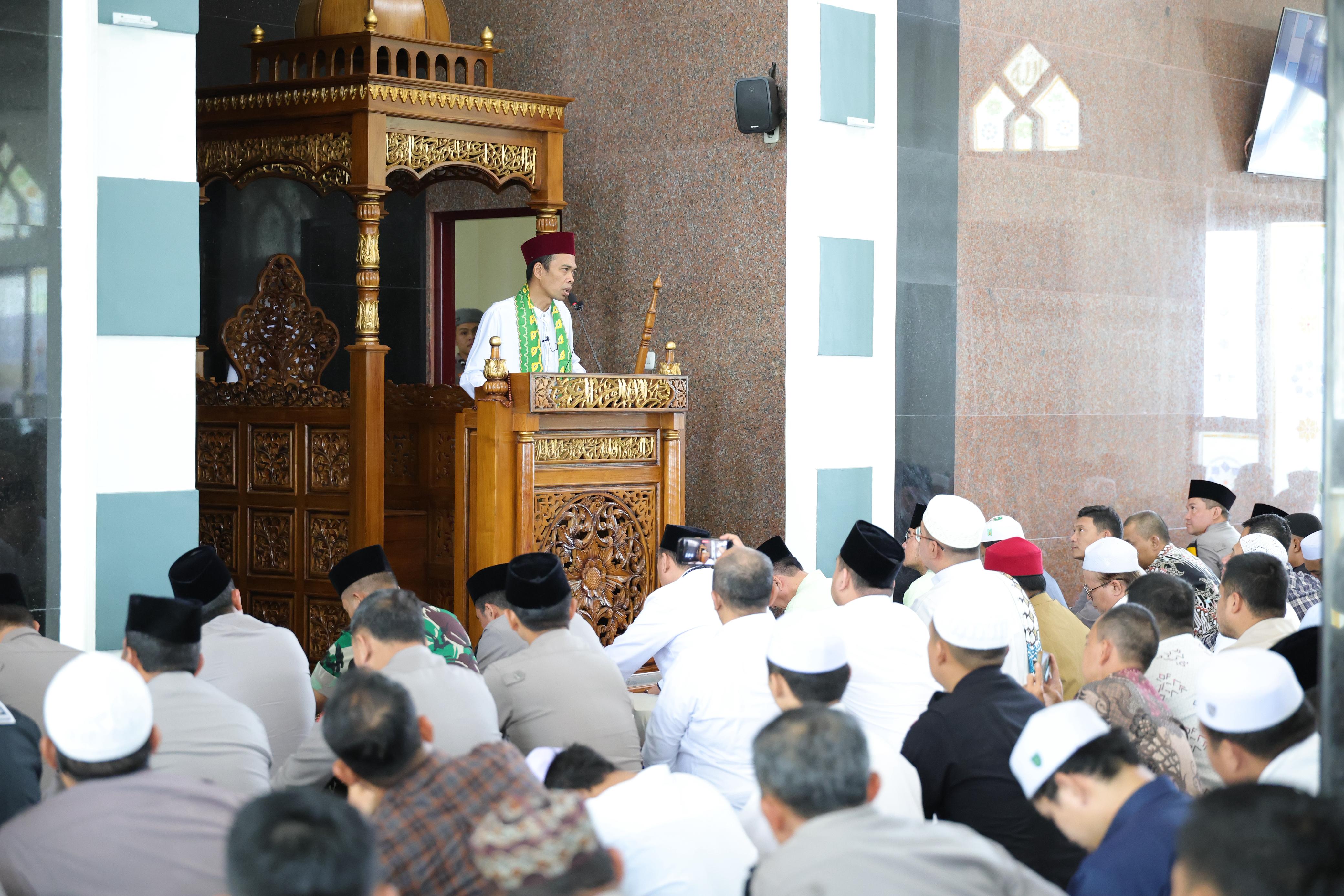 Khutbah Ramadan di Polda Sumsel, Ustadz Abdul Somad Soroti Amanah Kekuasaan