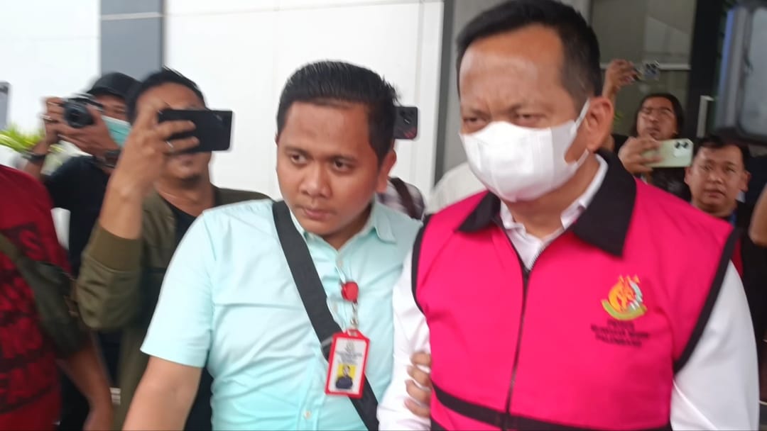 Kejari Palembang Tetapkan  Agus Rizal Eks Kadis Perkimtan Jadi Tersangka 