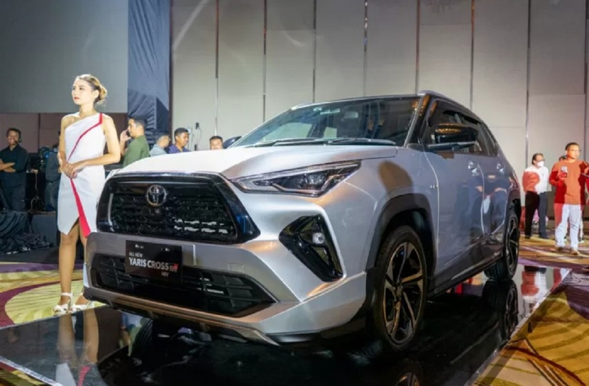 Toyota Menghadirkan Pilihan Baru: Yaris Cross Versi Bensin dengan Mesin Legendaris 2NR-VE