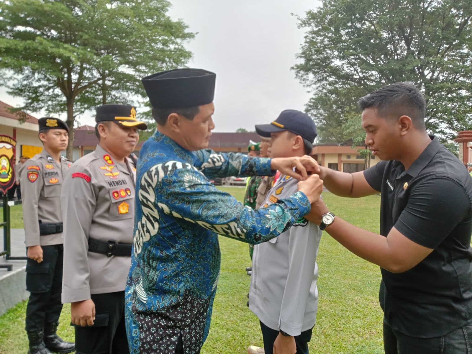 Jamin Keamanan Masyarakat Selama Idul Fitri,  Muara EnimGelar  Apel Pasukan Ketupat 2026