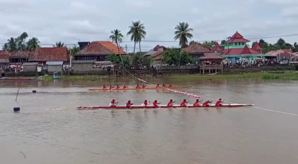 2 Peserta Lomba Bidar di sungai Komering OKI Pingsan, Tak Ada Posko Tim Medis di Lokasi