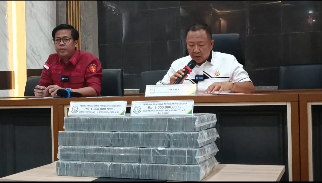 Terpidana Dwi Kridayani dan Yudi Arminto Kembalikan Sebagian Uang Pengganti Korupsi Masjid Sriwijaya