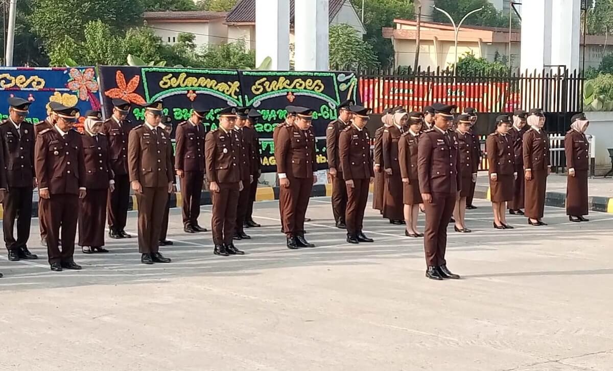 Hari Bhakti Adhyaksa Ke-64: Kajari Muara Enim Tekankan Jajaran Tetap Netral pada Pilkada 2024