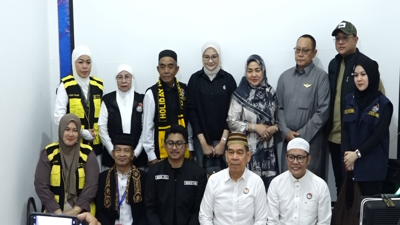 Holiday Angkasa Wisata Gelar Manasik 64 Jemaah Umroh Bersama DPD PMPB Sumsel