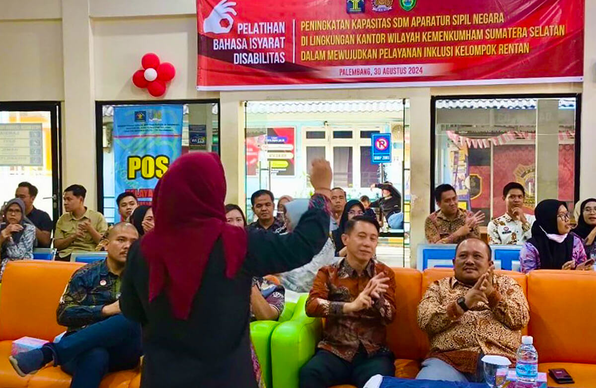 Wujudkan Pelayanan yang Ramah Kelompok Rentan, Kemenkumham Sumsel Gelar Pelatihan Bahasa Isyarat