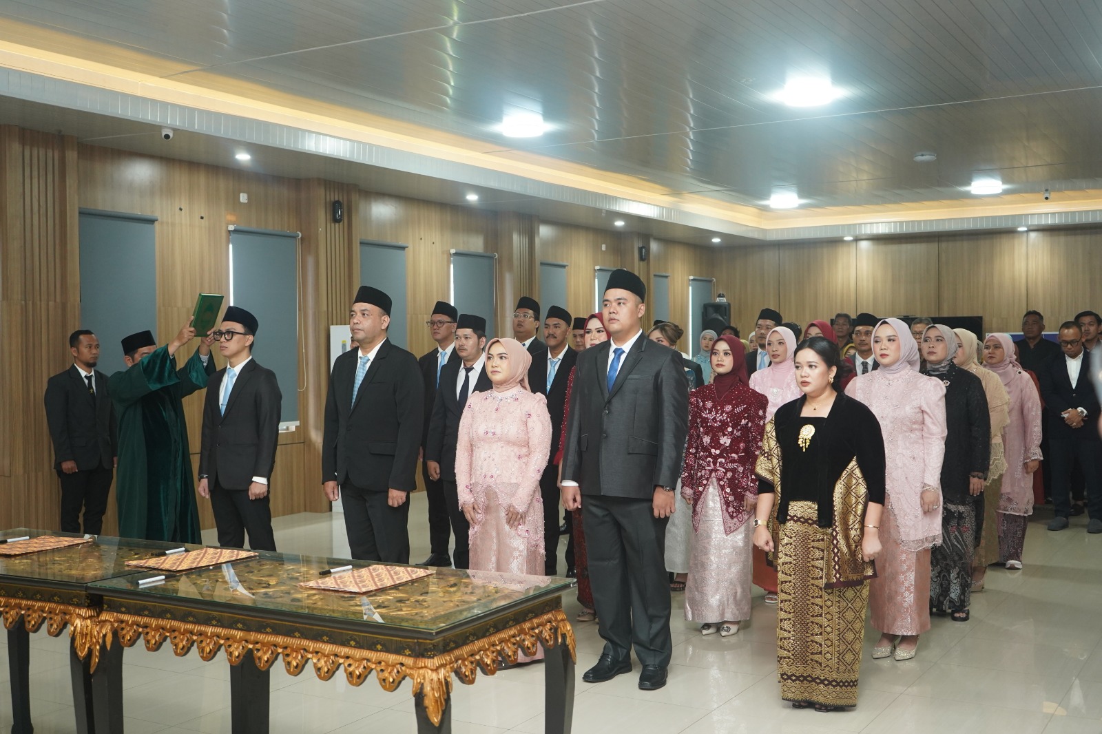 Kakanwil Kemenkum Sumsel Lantik Notaris Baru, Tekankan Integritas dan Kepatuhan Hukum