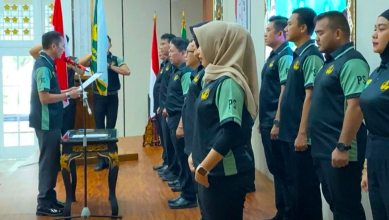 Walikota Ratu Dewa Lantik Pengurus PB KORPRI Palembang