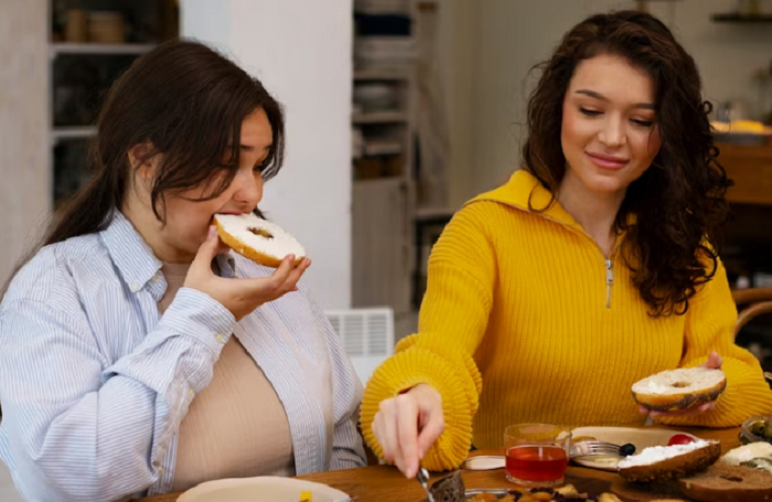 Pentingnya Menghindari Konsumsi Makanan Berlebihan Mengandung Micin Selama Kehamilan