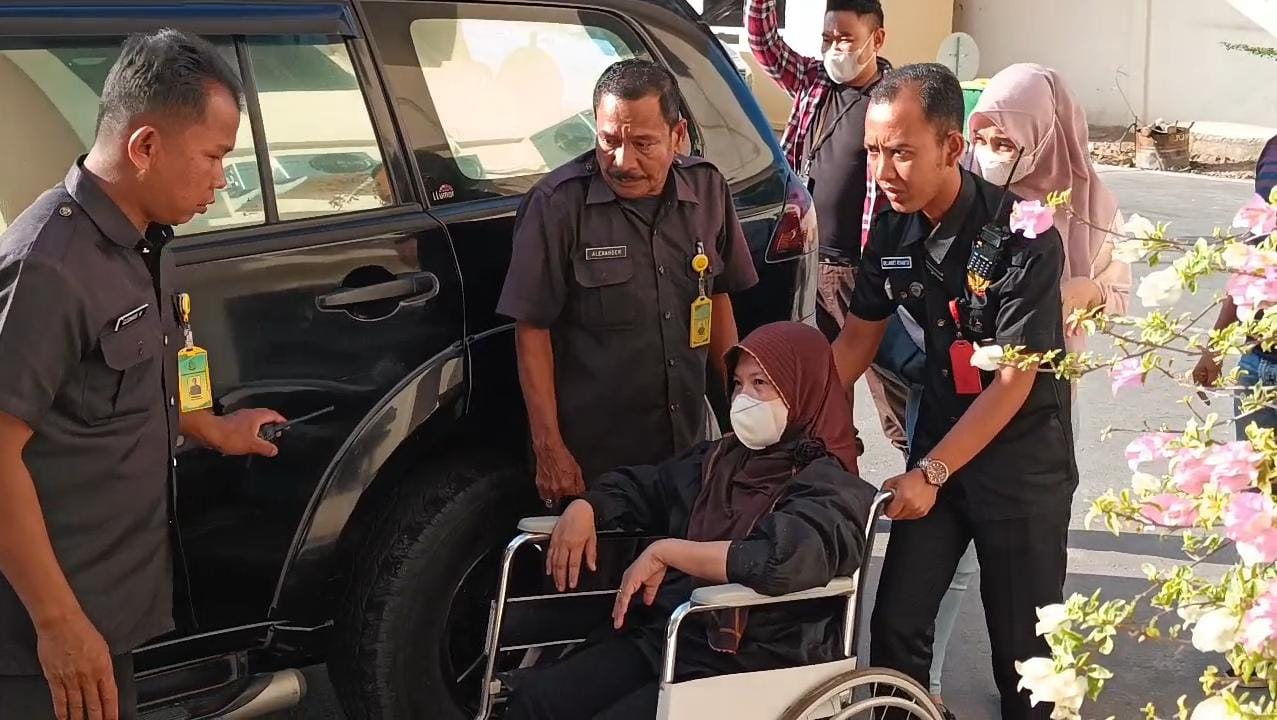 BREAKING NEWS: Kabid Dinsos Prabumulih Tersangka Korupsi e-Warung Ditahan