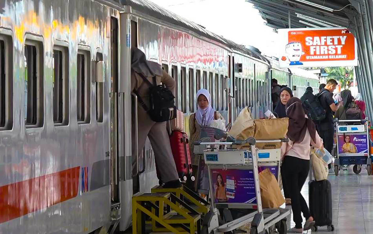 Jelang Idul Adha 2024, KAI Divre III Palembang Angkut Lebih dari 11 Ribu Penumpang Kereta Api